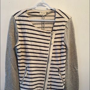 Women’s sweater size small/medium
